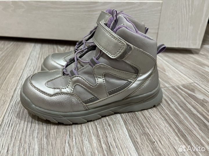 Ботинки для девочки 31р