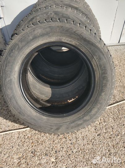Nordman Nordman 4 215/65 R16