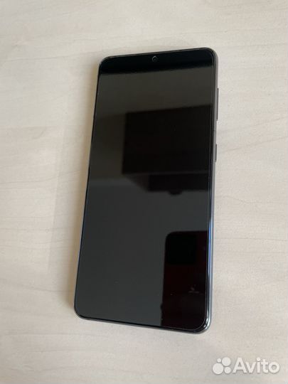 Samsung Galaxy S21 5G, 8/256 ГБ