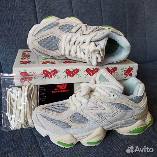 Женские кроссовки New balance 9060