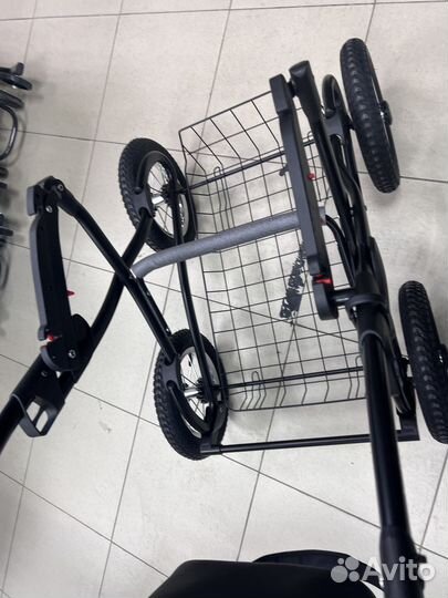 Коляска 3 в 1 классическая рама Эко кожа