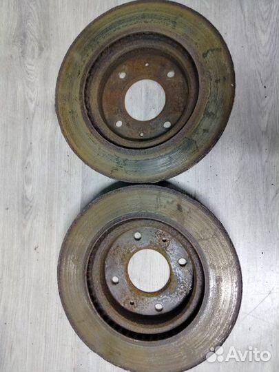 Диск тормозной передний Mitsubishi Lancer 9 1.6