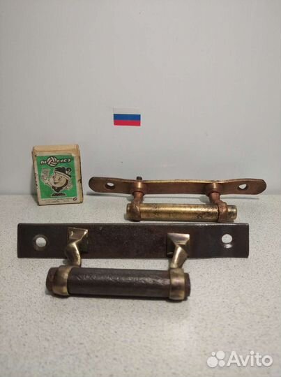 Замок,манометр,маслёнка,ручка медные