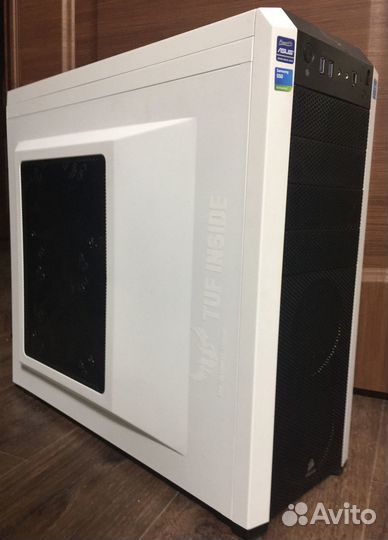 Корпус Corsair Carbide 500R White