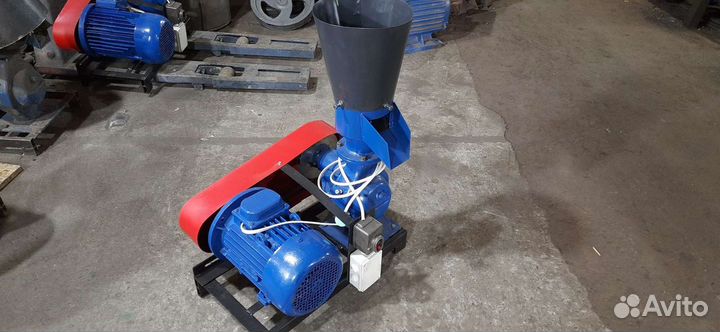 Гранулятор для комбикорма 220-380В