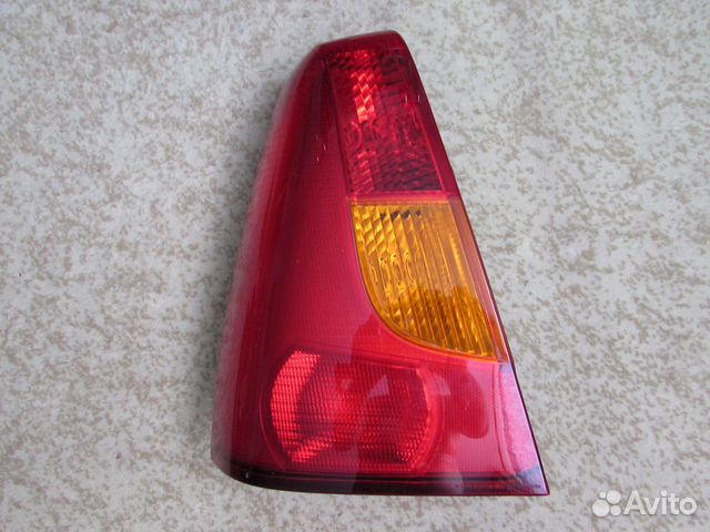 Задний фонарь