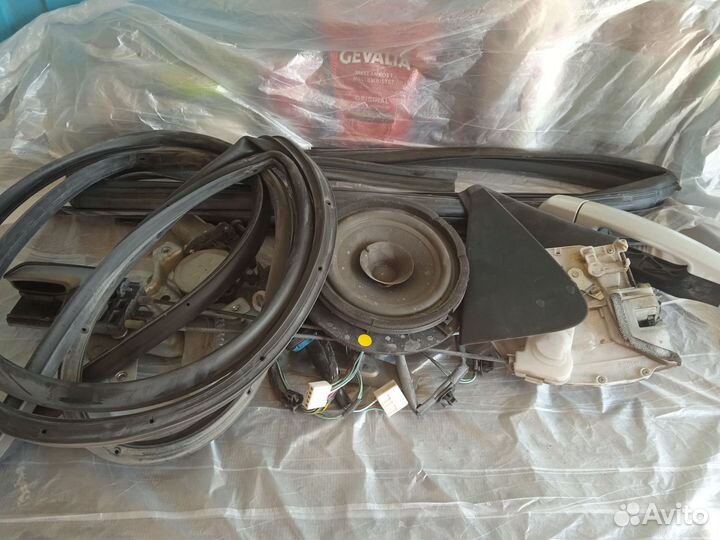 Suzuki sx4 все для задней левой двери