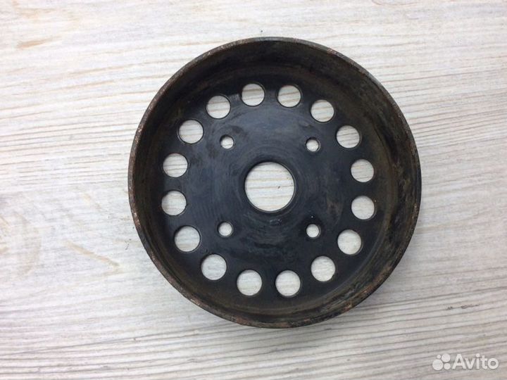 Шкив водяного насоса (помпы) Hyundai Ix35