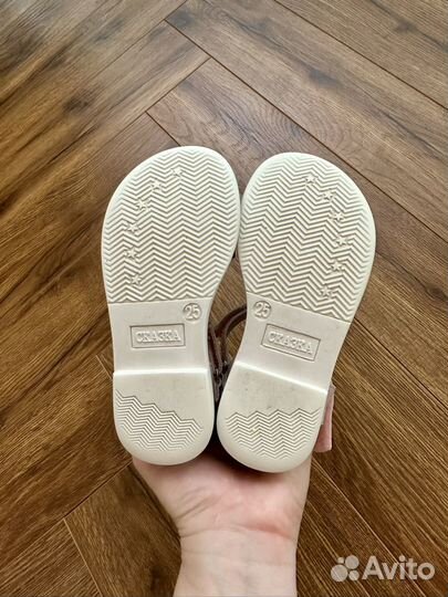 Босоножки для девочки