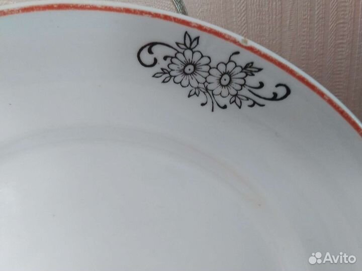 Тарелка Рижский фарфоровый завод. 1954 год