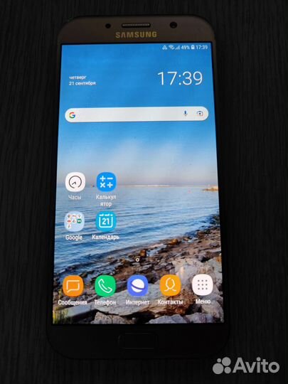 Телефон Samsung galaxy A7 2017