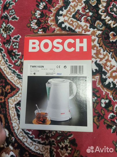 Электрический чайник Bosch 1.7 л новый
