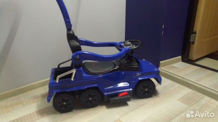 Детский автомобиль на аккумуляторе