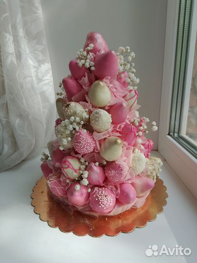 Торт из клубники в шоколаде