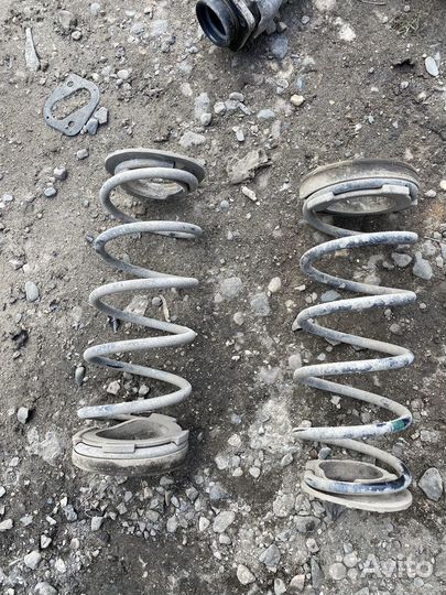 Пружины задние Хендэ Солярис 1 хэтчбек