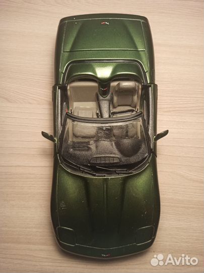 Машина, модель б/у Chevrolet Corvette c5 1997 года