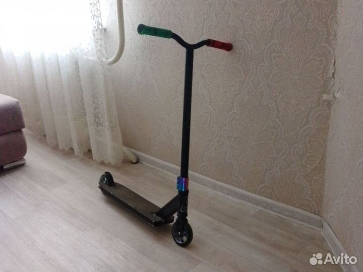 Трюковой самокат