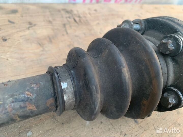 Привод левый Bmw 3-Series E90LCI N46B20 2010