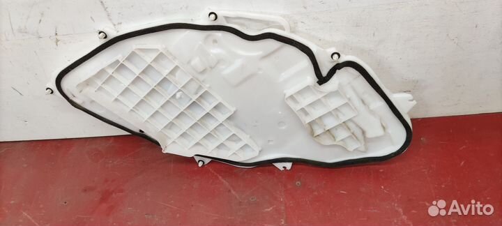 Внутренняя заглушка двери Lexus ES