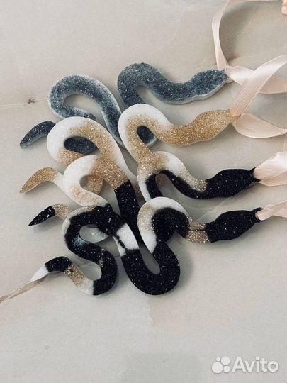 Новогодние игрушки из эпоксидной смолы