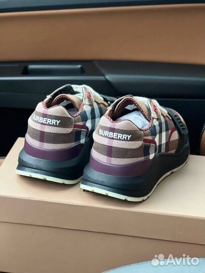 Кроссовки burberry