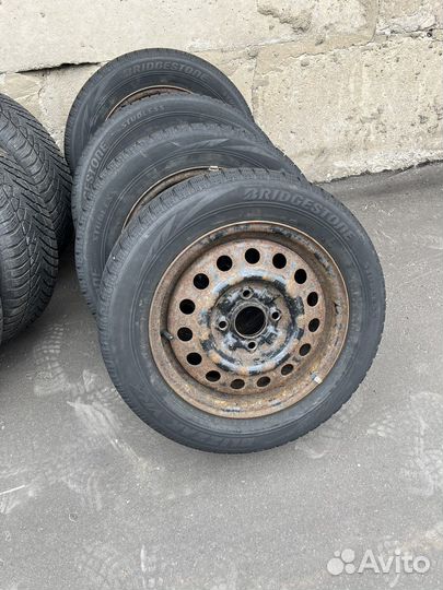 Bridgestone Blizzak DM-V1 195/60 R15