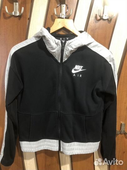 Спортивная кофта nike