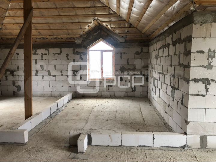 Коттедж 186,4 м² на участке 7 сот.