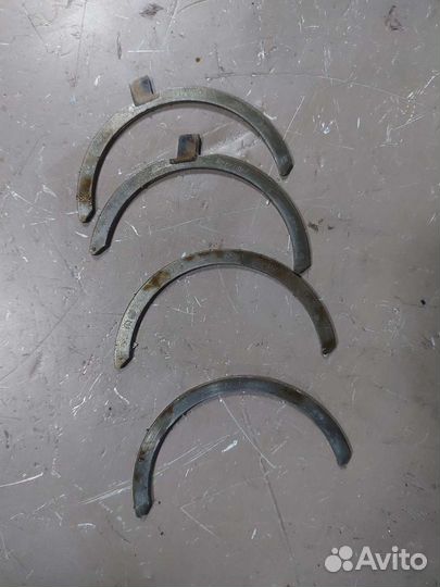 Шайбы коленвала на Mercedes m272