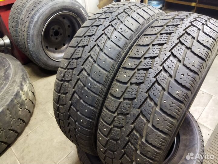 215 60 17.C Kumho