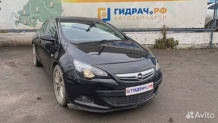 Панель задняя Opel Astra GTC (J)