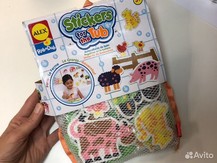 Фигурки стикеры для ванной