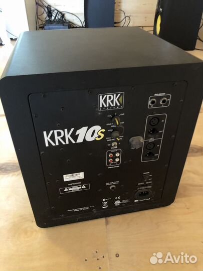 Сабвуфер KRK 10s