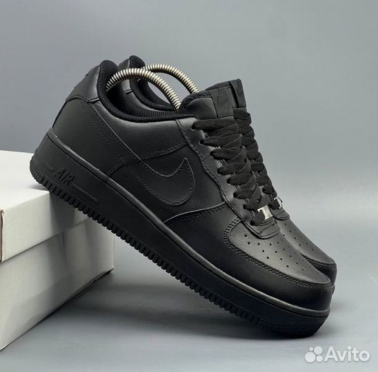 Черные Nike Air Force 1