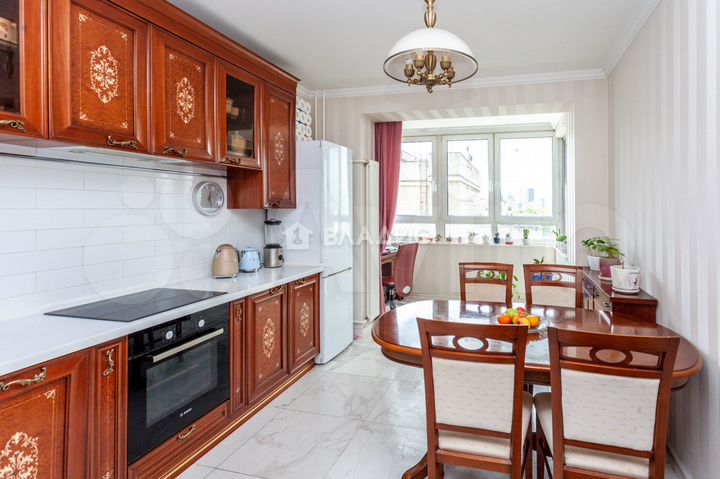 2-к. квартира, 72 м², 7/19 эт.