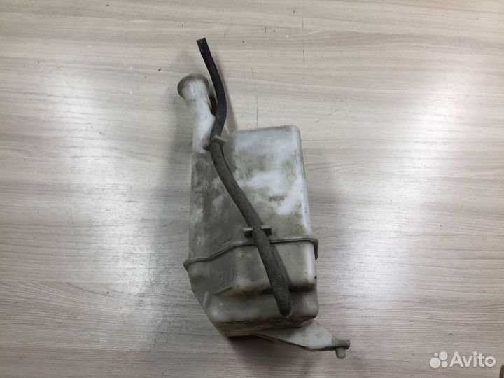 Бачок расширительный Mazda Demio DY с2002-2007г Де