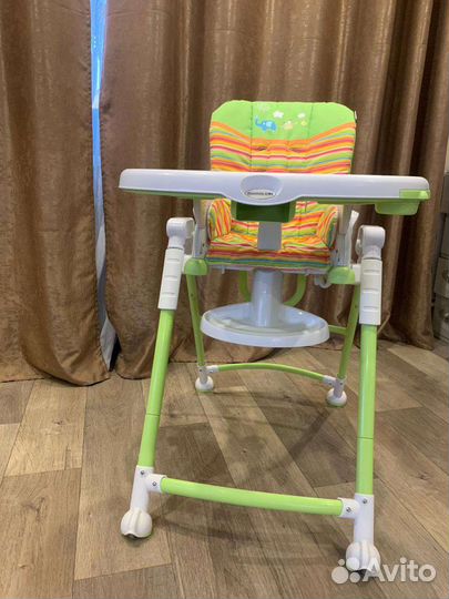 Детский стульчик для кормления