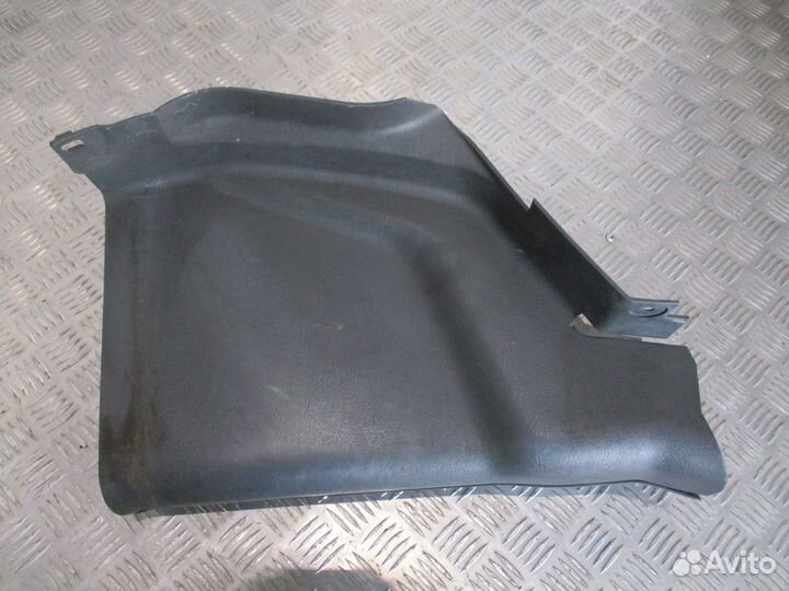 Кожух рулевой колонки Volvo 20372213