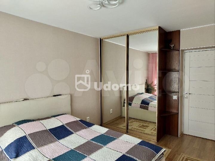 3-к. квартира, 70 м², 3/14 эт.