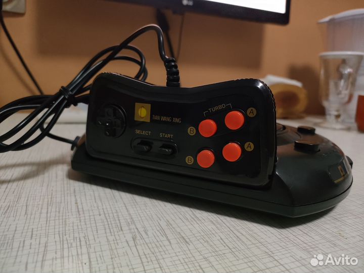 Игровая приставка Dendy
