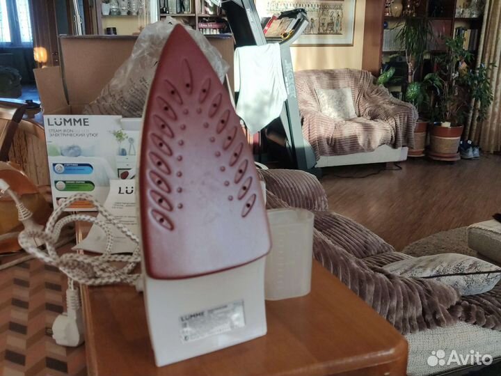 Утюг lumme новый