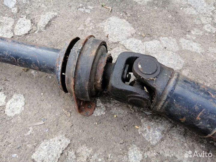 Карданный вал на Волгу