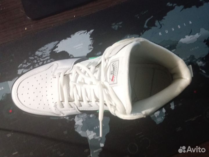 Кроссовки 43 размер осенние