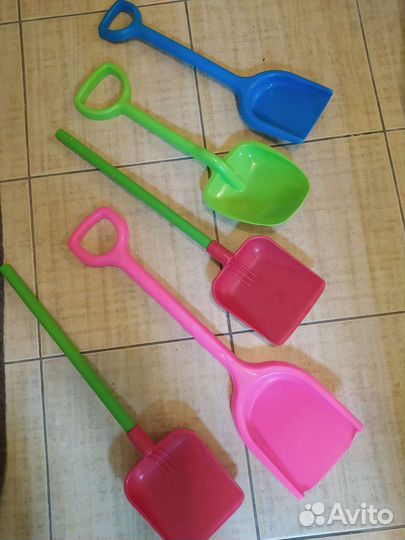 Лопатки, обручи, ведёрки детские