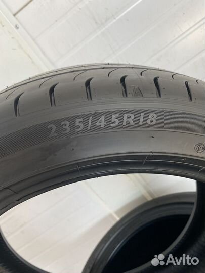 Dunlop SP Sport Maxx 050 235/45 R18 94W
