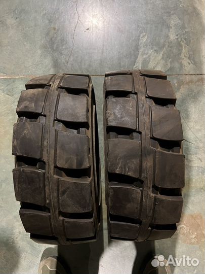 Шины цельнолитые 18х7-8