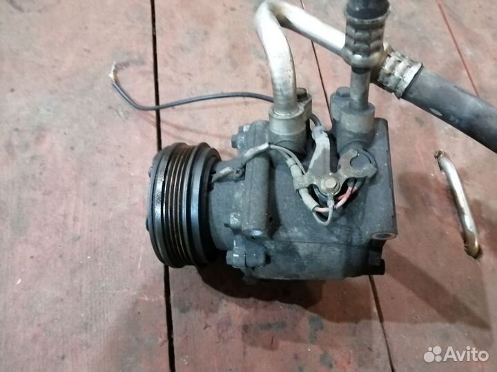 Компрессор кондиционера Хонда HR-V