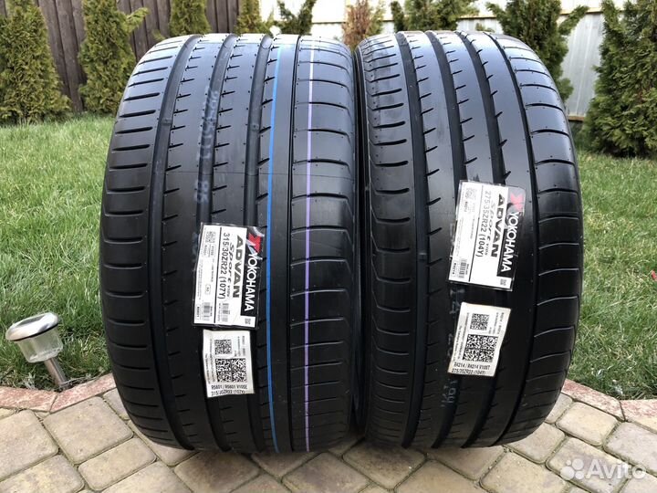 Yokohama Advan Sport V107 285/40 R22 и 325/35 R22 114Y
