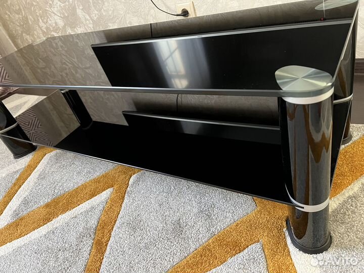 Тумба\подставка под LED телевизор стеклянная