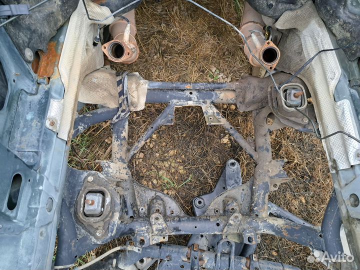 Подрамник передний Range Rover Vogue l322